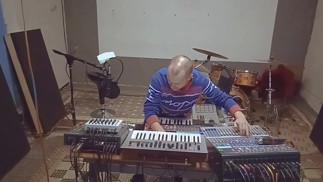 Конфискат — Бар смотреть онлайн