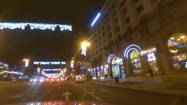 Новогоднее поздравление (Vitara, ЗАЗ 968 на пневме, ночной Киев) смотреть онлайн