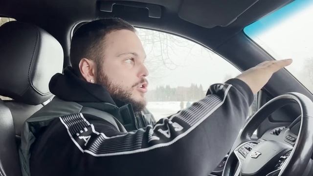 Люди боятся зайти в ресторан из за злой собаки. Украли деньги. Оставили собаку одну по среди реки смотреть онлайн