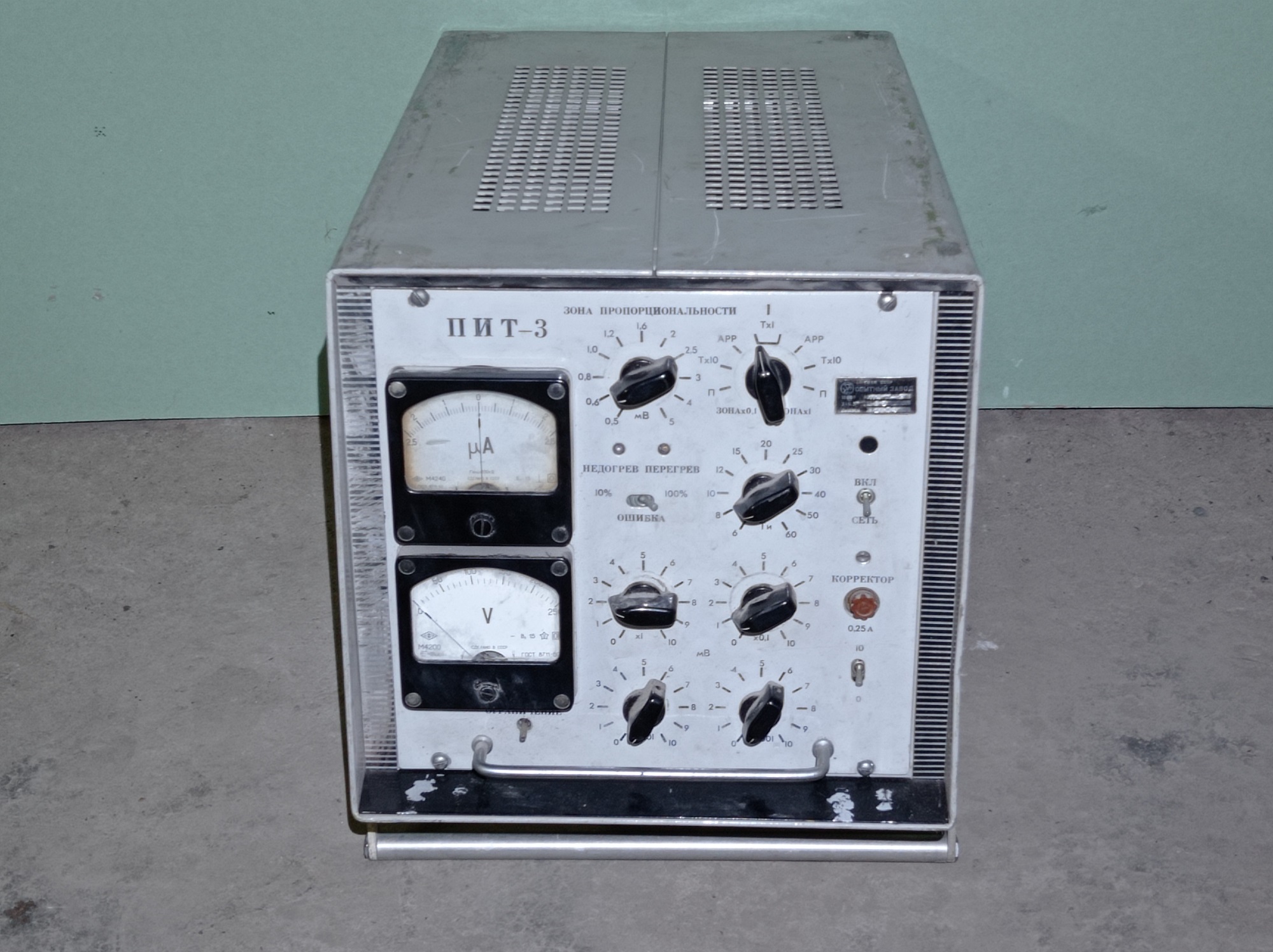 ПИТ-3. Похож на РИФ, но по содержанию д/м другой. Палладий, золото, платина, серебро, радиодетали. смотреть онлайн