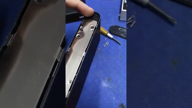 Harman Kardon Traveller Disassemble смотреть онлайн