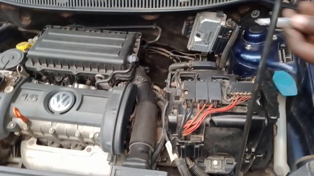 VW Polo 1.6 Engine service and ignition system. (4) смотреть онлайн