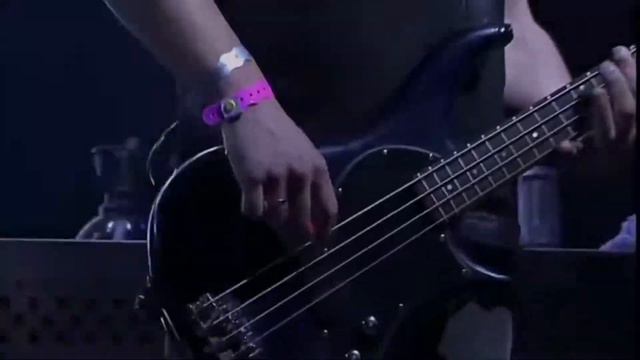 Muse - Stockholm Syndrome, Glastonbury Festival  06/27/2004