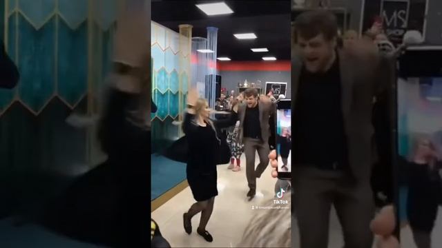 ЗАЖИГАТЕЛЬНАЯ ЛЕЗГИНКА смотреть онлайн