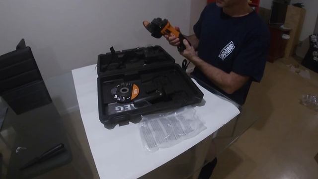 Unboxing And Review Of AEG Grinder 125mm смотреть онлайн
