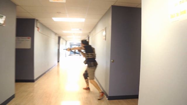 Hallway CQB Flow State - One Man Room Clearing - LEO/Police Tactical Training #policetraining2022 смотреть онлайн