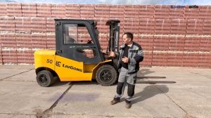 Опыт эксплуатации вилочного погрузчика LiuGong CPCD50 на кирпичном заводе
