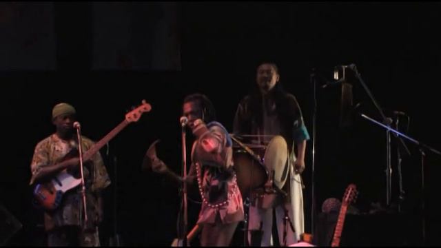 SUKIAFRICA Sukiyaki Allstars "VANORAPA" (song by Chiwoniso Maraire) смотреть онлайн