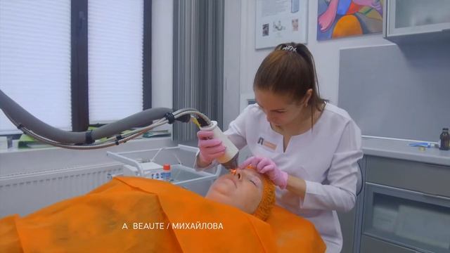 Фракционное омоложение век. Врач-косметолог Анна Михайловна Михайлова смотреть онлайн