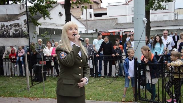 Гимн Брестского областного управления МЧС. Поёт Анна Мусвидас. Брест. 21 июля 2016 г. смотреть онлайн