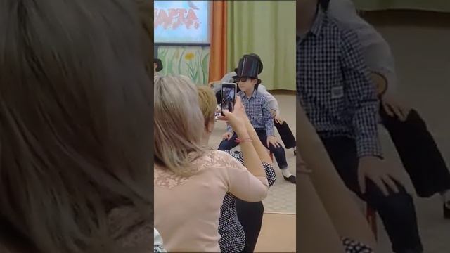 Утренник к 8-е Марта у внука в детском саду. 5 марта 2019-го года смотреть онлайн