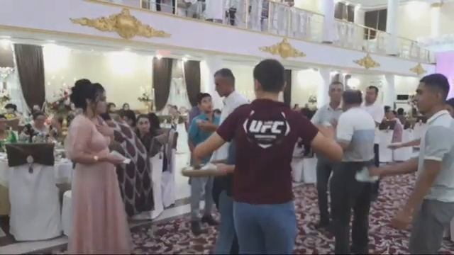 Курбонали&Сарвиноз ва Улмасжон&Парвина смотреть онлайн