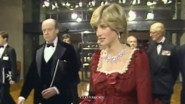 How Princess Diana Communicated Through Her Clothing | Style Icons смотреть онлайн