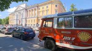 21. ЖИВУ В  АВТОДОМЕ ПАЗ 3201 У МИХАЙЛОВСКОГО ЗАМКА В ПИТЕРЕ