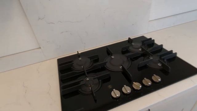 Quality 4 bedroom New Build, Bank St, Mirfield. смотреть онлайн