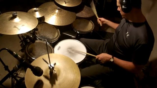 One Note Samba / Samba de uma nota só- Kiko Freitas drum play along by Steve Tocco смотреть онлайн