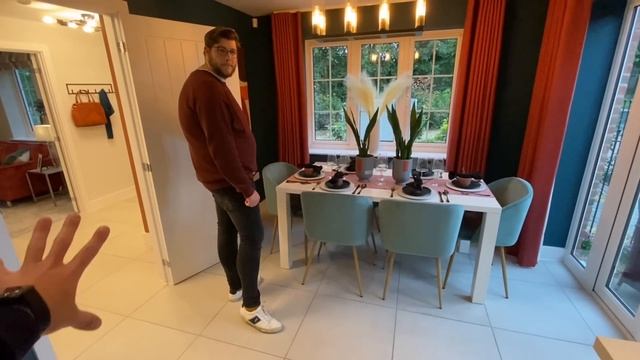 LOVELL HOMES - 'THE NEWBURY V2' Showhome Tour! SOMERFORD PARK Brewood - Staffordshire - New Build U смотреть онлайн