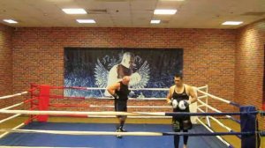 28 10 2019  Тренировка по боксу со жгутами Владимир Иванович мастер спорта  СССР (70 ЛЕТ)