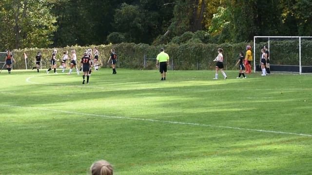 Field Hockey 10/28/17 vs. Croton (1/5) смотреть онлайн