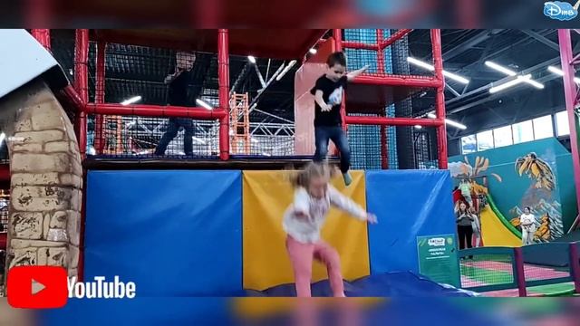 FUN JUMP / Попрыгушки с Данюшкой / пр.Стачек ТЦ Континент смотреть онлайн