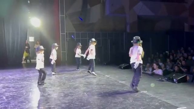 Танцы Дети Москва Jackson смотреть онлайн