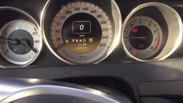 Как завести мерседес в мороз -30. Mersedes w204 cold start. смотреть онлайн