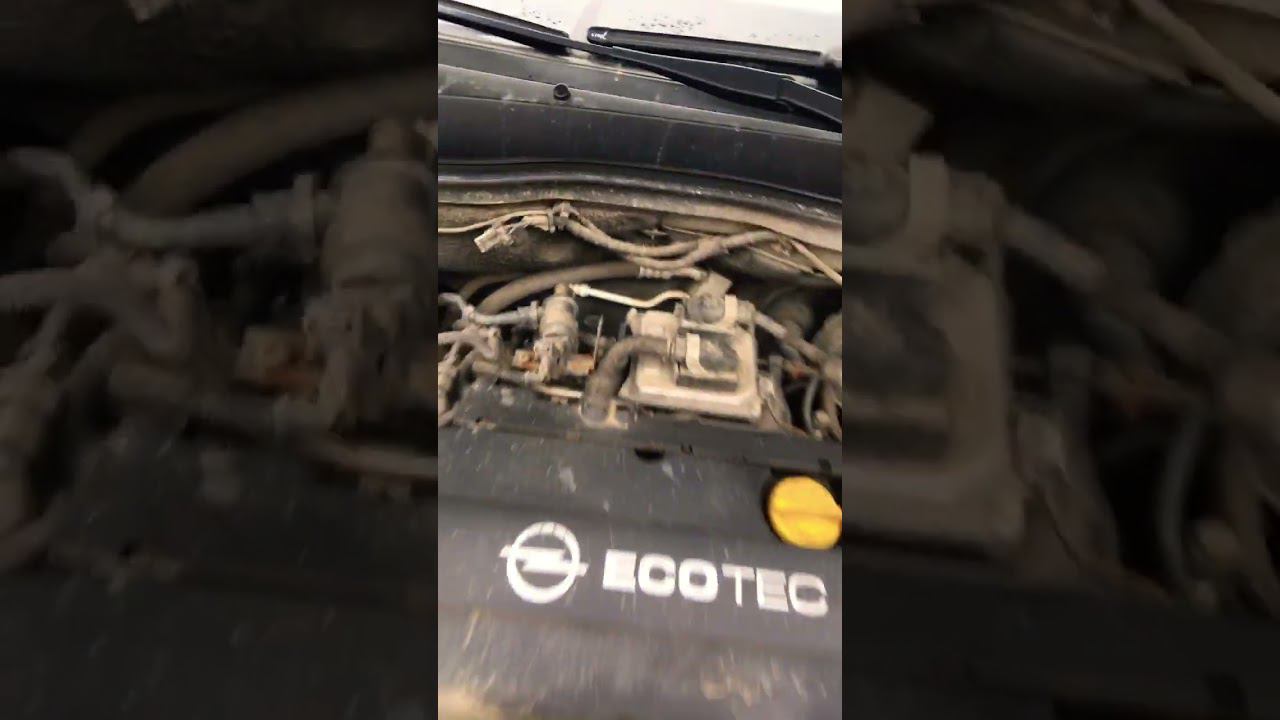 Опель! Этот разъем под капотом не дает покоя, куда же он должен быть вставлен??? смотреть онлайн