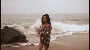 Vina Sky Video Portrait