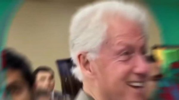 Новые фотографии с острова Джеффри Эпштейна становятся все более популярными