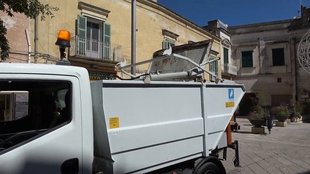 ЖИЗНЬ В ИТАЛИИ. МАТЕРА - ГОРОД В СКАЛЕ. LIFE IN ITALY. MАTERА. SOUTH OF ITALY. смотреть онлайн