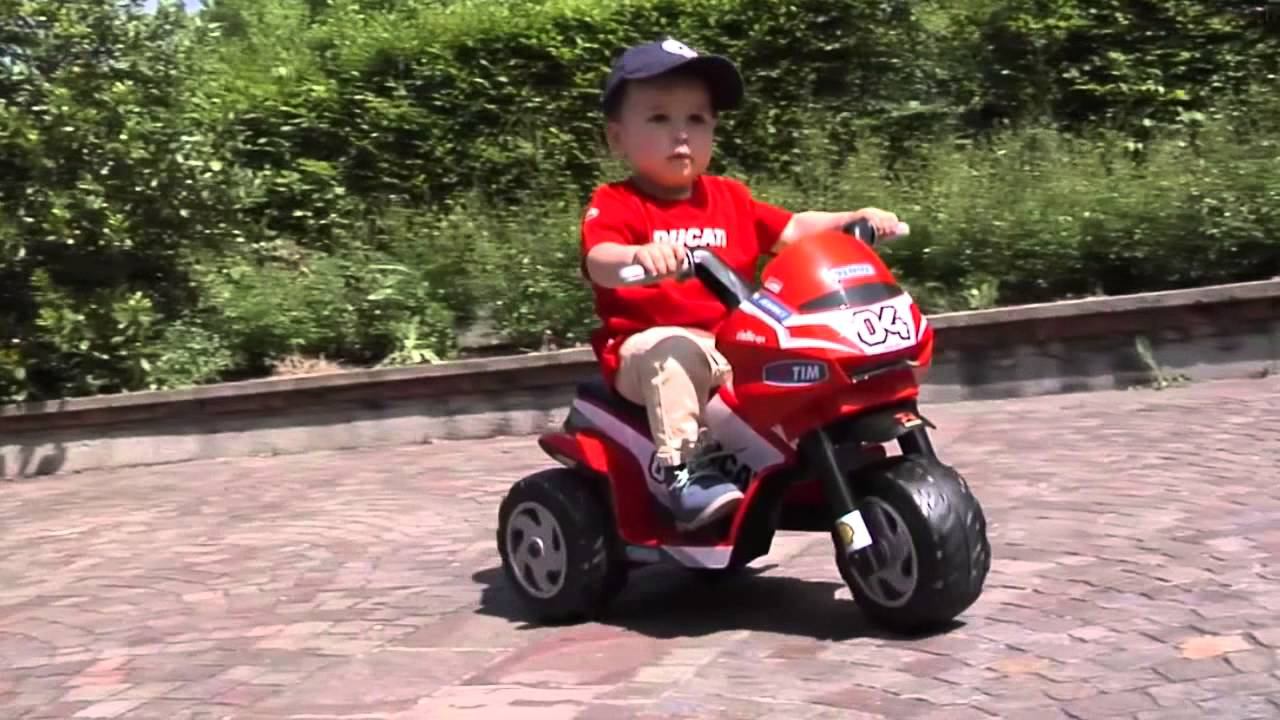 Детский электромотоцикл Mini Ducati смотреть онлайн