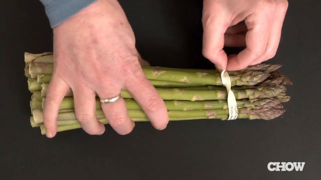How to Choose and Store Asparagus - CHOW Tip