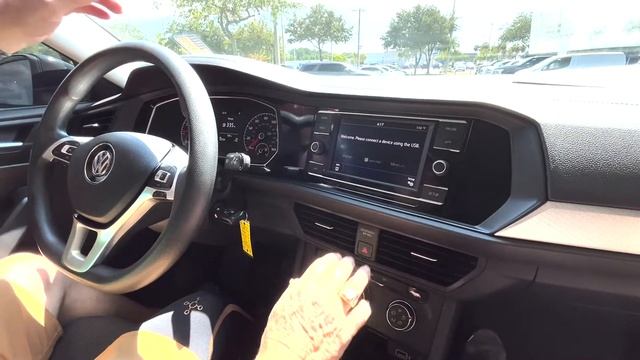 PRE-OWNED 2019 VOLKSWAGEN JETTA S Auto w/SULEV смотреть онлайн