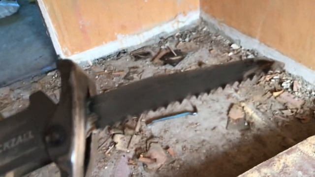 Сабельная пила Milwaukee 2719 демонтажник работы