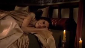 Ибрагим играет на скрипке