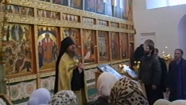 Игумен Герман Чеботарь произносит отпуст