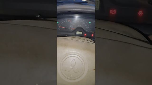 MITSUBISHI CEDIA FALLA DE UN CILINDRO 4G15 GDI MOTOR INESTABLE смотреть онлайн