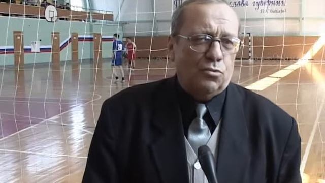Кубок города по мини-футболу прошел в Кузнецке. Апрель 2012 год. смотреть онлайн