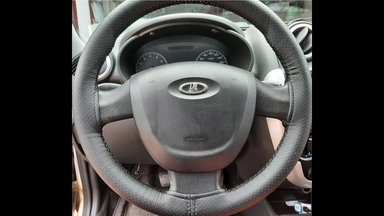 Пришиваю оплетку на руль автомобиля