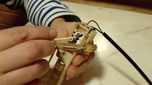 Audi 80 датчик топлива возможный ремонт