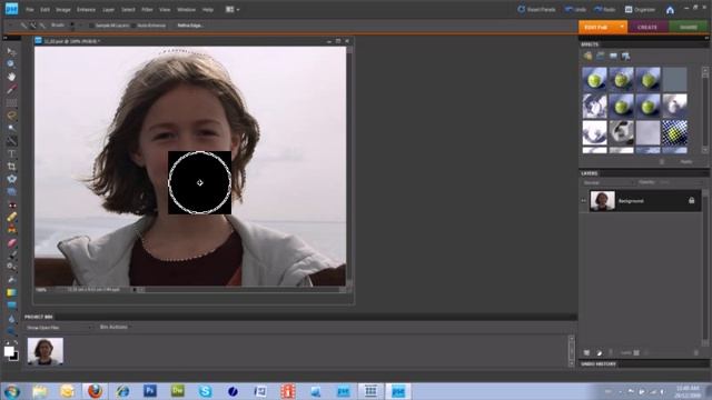 Photoshop Elements 8: Using the Layer Via Copy and Screen Blending Mode to Lighten Part of an Image смотреть онлайн