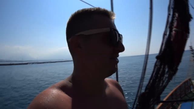 Экскурсия на корабле в Алании/Boat tour in Alanya смотреть онлайн