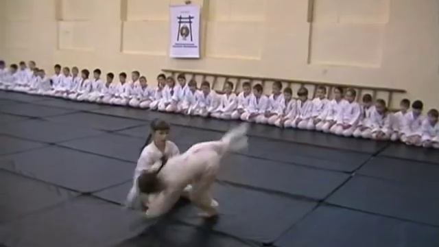Aikido Айкидо Нижний Тагил, младшая группа (уровень III), первые показательные смотреть онлайн