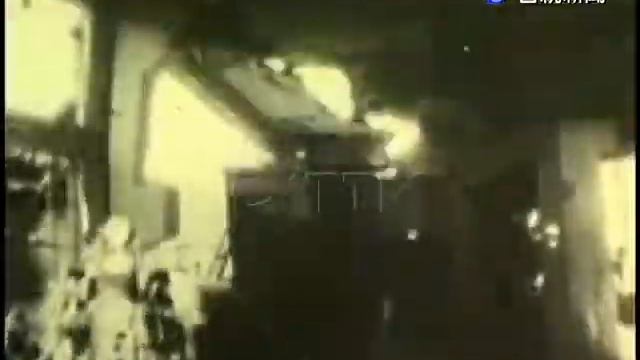 以色列轟炸阿聯煉鋼廠 смотреть онлайн