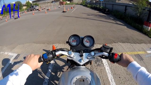 Автомобильный мир гонок