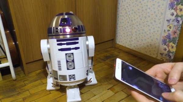 Обзор на модель R2D2 от DeAgostini