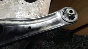 Замена саленблоков переднего рычага своими руками за 1, 5 часа без пресса  на тойота витс