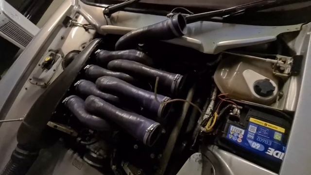 TVR Cerbera V8 - Battery Replacement смотреть онлайн