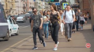 Зараженный человек чихает в лицо прохожим / Борис пранк feat Вджобыватели