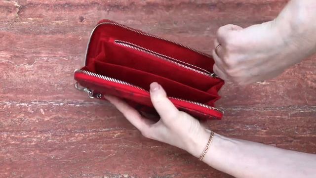 Красный кошелёк на молнии из натуральной кожи питона. смотреть онлайн
